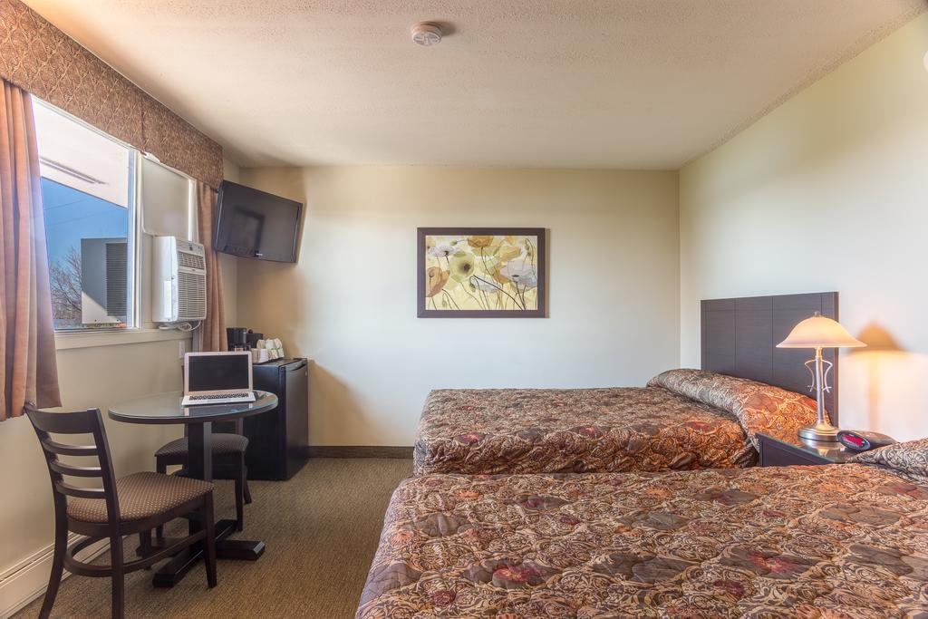 Motel Du Fleuve Brossard Luaran gambar