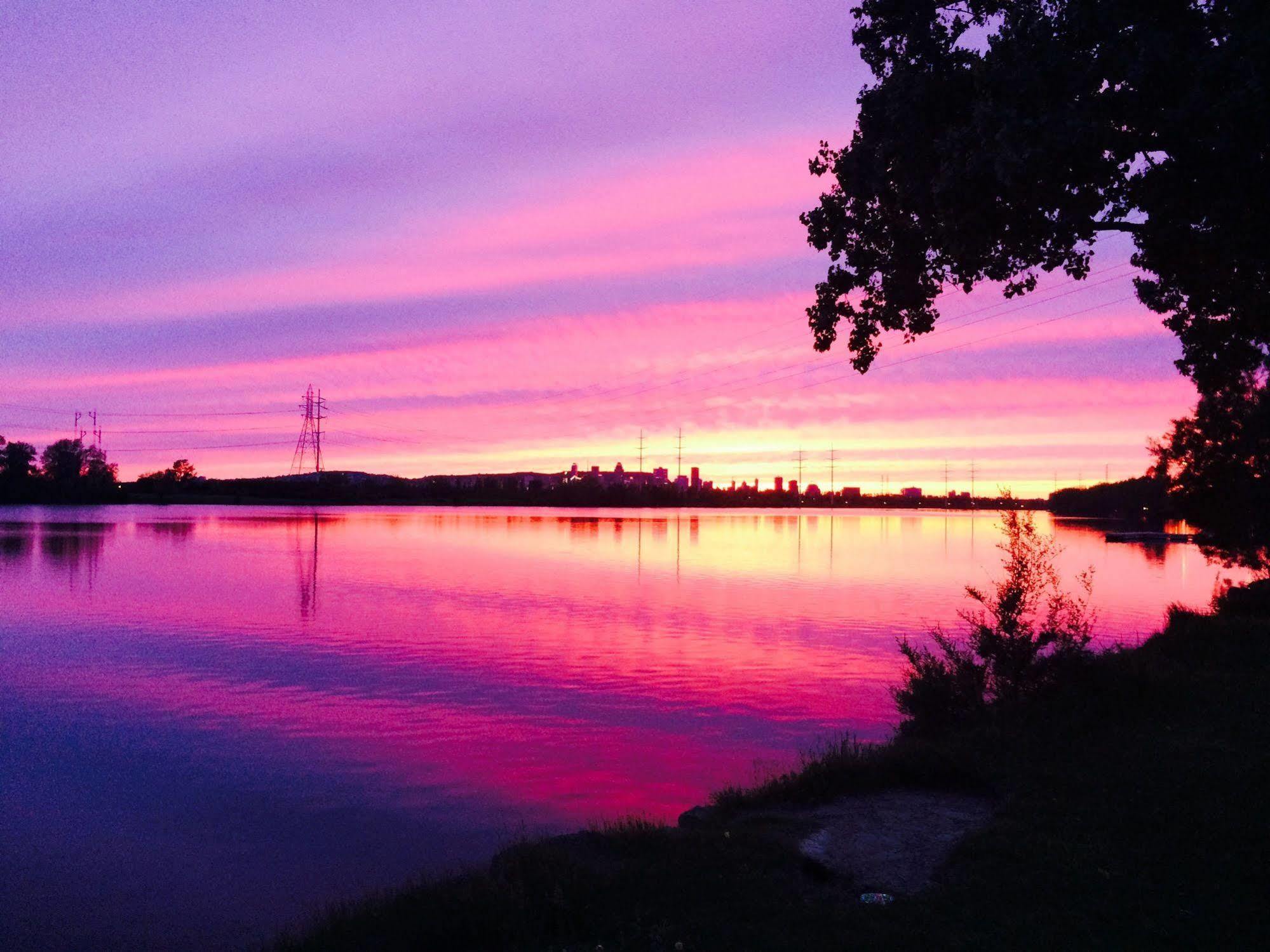 Motel Du Fleuve Brossard Luaran gambar
