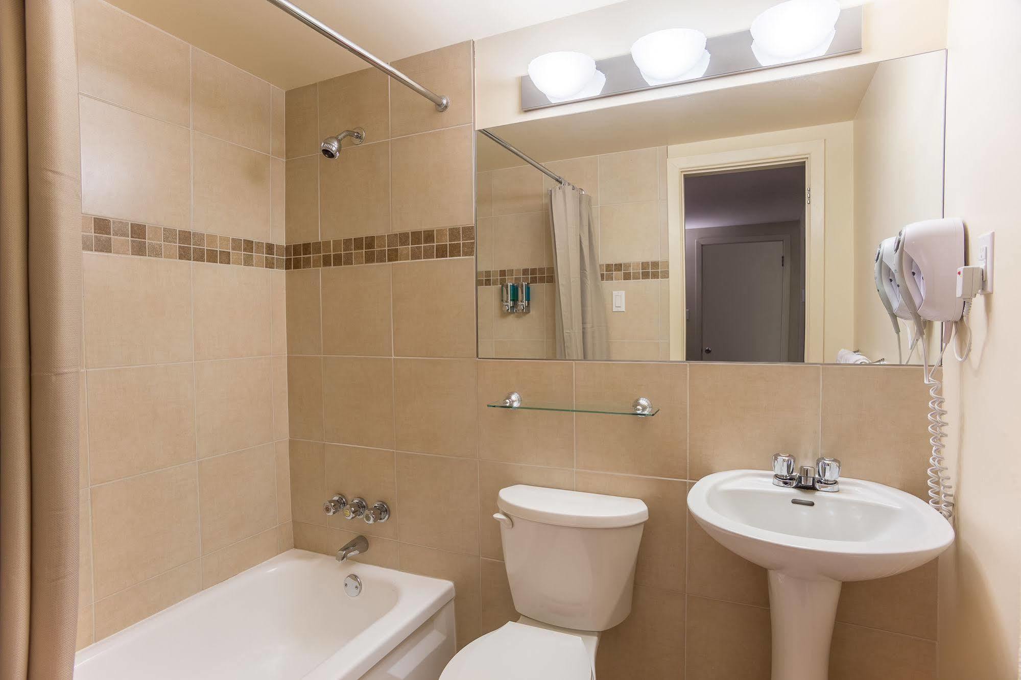 Motel Du Fleuve Brossard Luaran gambar